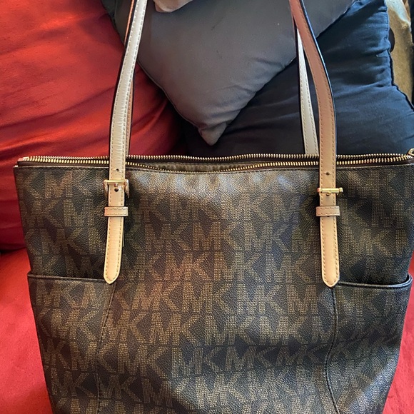 Michael Kors tote
